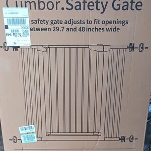 Clumbor Safety Gate